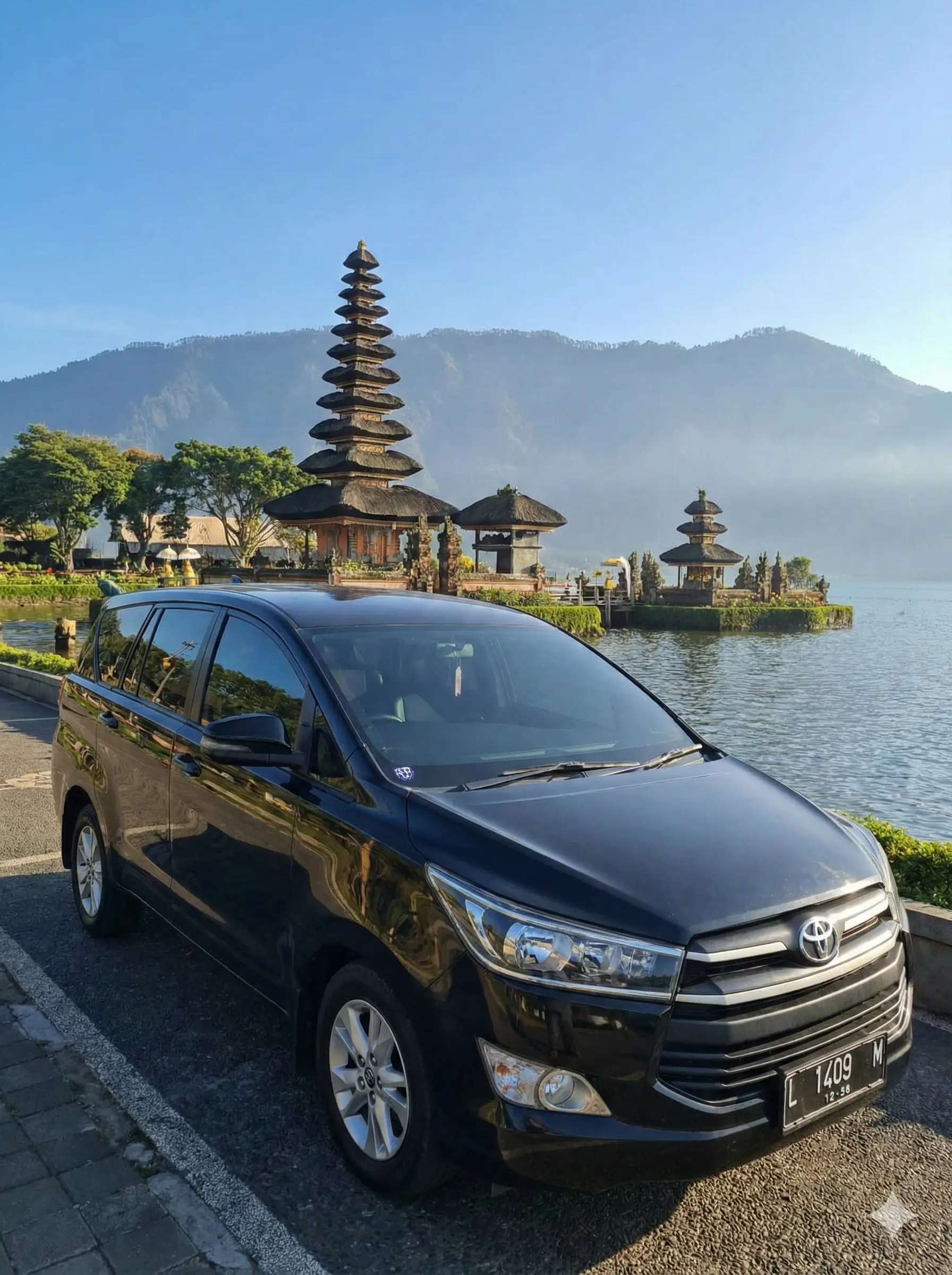Clean and comfortable car for Bali transfer - Koper Transport